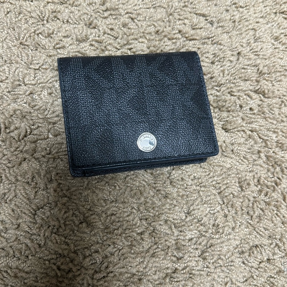 Michael Kors Small Wallet